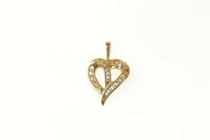 10K 0.30 Ctw Diamond Classic Heart Love Symbol Pendant Yellow Gold