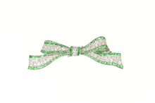 Load image into Gallery viewer, Platinum 4.65 Ctw Victorian Diamond Emerald Bow Pin/Brooch