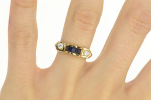 18K Princess Sapphire CZ Scalloped Band Ring Size 6 Yellow Gold