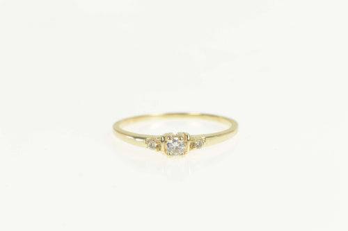 10K Diamond Three Stone Classic Promise Ring Size 8 Yellow Gold