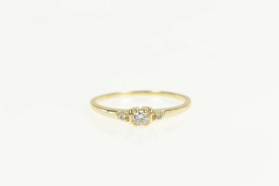 10K Diamond Three Stone Classic Promise Ring Size 8 Yellow Gold
