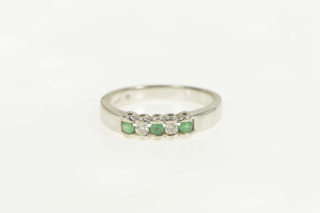 14K 1940's Diamond Emerald Scalloped Band Ring Size 7 White Gold