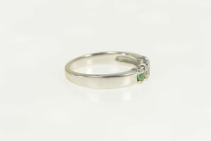 14K 1940's Diamond Emerald Scalloped Band Ring Size 7 White Gold