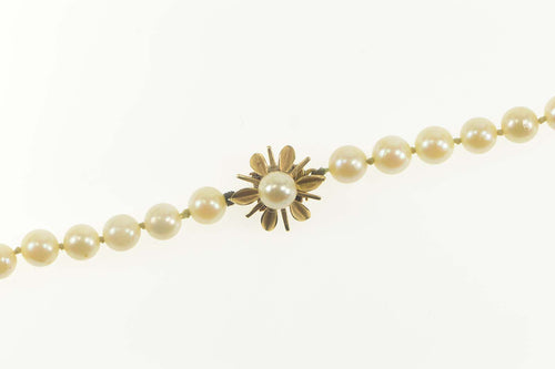 14K Graduated Pearl Classic Floral Clasp Necklace 22