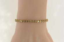 Load image into Gallery viewer, 10K 2.75 Ctw Classic Diamond Wavy Link Tennis Bracelet 7.5&quot; Yellow Gold