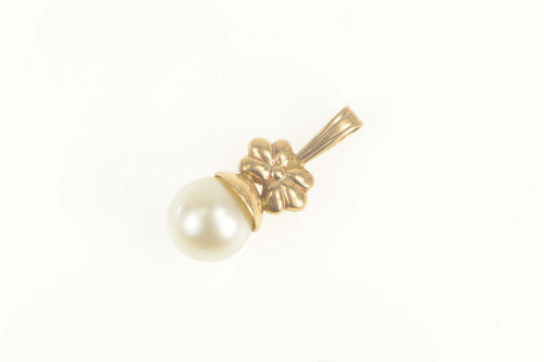 14K Retro Pearl Flower Classic Simple Pendant Yellow Gold