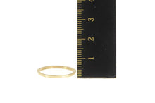 Load image into Gallery viewer, 14K Vintage NOS 1950&#39;s 1.3mm Grooved Band Ring Yellow Gold