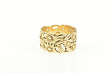 Load image into Gallery viewer, 14K Ornate Forget Me Not Blossom Flower Band Ring Yellow Gold