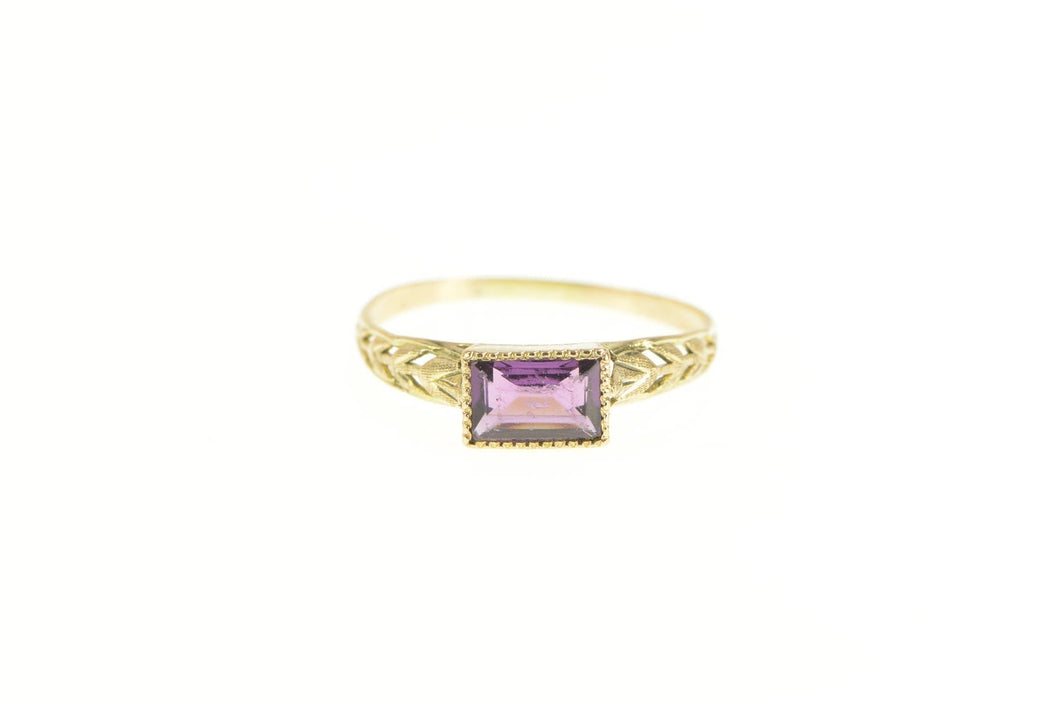 14K Emerald Cut Amethyst Ornate Vine Leaf Ring Yellow Gold