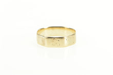 Load image into Gallery viewer, 10K Victorian Worn Squared 5.1mm Etched Band Ring Yellow Gold