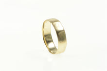 Load image into Gallery viewer, 10K Victorian Worn Squared 5.1mm Etched Band Ring Yellow Gold