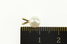 Load image into Gallery viewer, 14K 7.1mm Classic Simple Pearl Pendant Yellow Gold