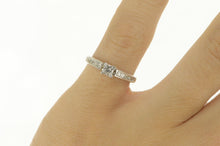 Load image into Gallery viewer, 14K 0.84 Ctw Princess Diamond Classic Engagement Ring White Gold