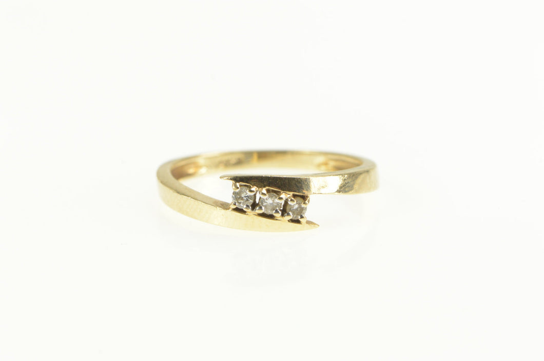 10K Classic Diamond Bypass Statement Band Ring Yellow Gold