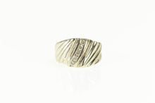 Load image into Gallery viewer, 14K 0.15 Ctw Diamond Grooved Channel Bypass Ring Yellow Gold