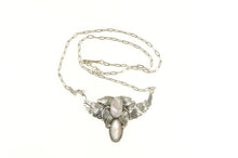 Load image into Gallery viewer, Sterling Silver Henry Yazzie Mother of Pearl Native American Necklace 19.75&quot;