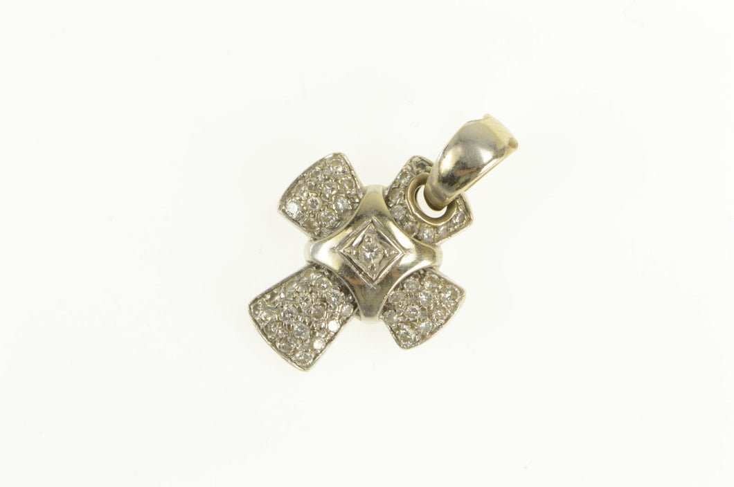 18K 0.75 Ctw Diamond Encrusted Chimento Cross Pendant White Gold