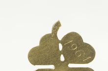 Load image into Gallery viewer, 14K Grooved Shamrock Clover Good Luck Charm/Pendant Yellow Gold