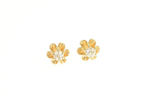 Load image into Gallery viewer, 14K Retro Diamond Buttercup Solitaire Stud Earrings Yellow Gold