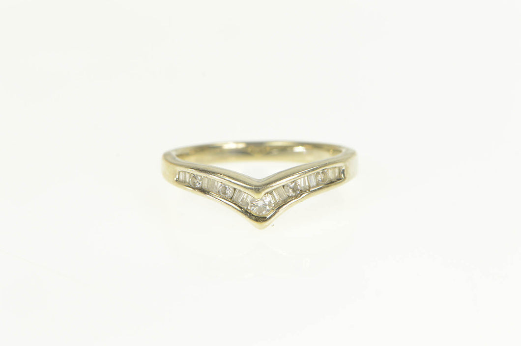 10K 0.25 Ctw Chevron Curved Diamond Wedding Ring White Gold