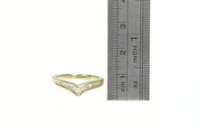 Load image into Gallery viewer, 10K 0.25 Ctw Chevron Curved Diamond Wedding Ring White Gold