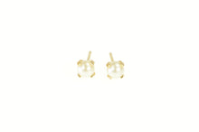 Load image into Gallery viewer, 14K 3.9mm Pearl Classic Retro Vintage Stud Earrings Yellow Gold