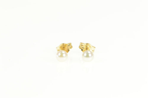 14K Vintage 3.7mm Pearl Classic Stud Earrings Yellow Gold