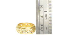 Load image into Gallery viewer, 14K 1940&#39;s Floral Pierced Pattern Wedding Band Ring Yellow Gold