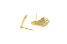 Load image into Gallery viewer, 10K Scalloped High Relief Sea Shell Stud Earrings Yellow Gold