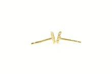 Load image into Gallery viewer, 18K Daisy Flower Cute Classic Vintage Stud Earrings Yellow Gold
