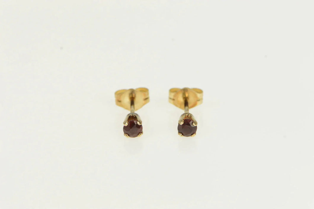14K Vintage Classic Round Garnet Simple Stud Earrings Yellow Gold