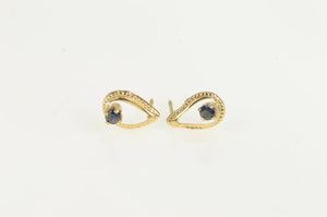 14K Garnet Tear Drop Filigree Retro Stud Earrings Yellow Gold