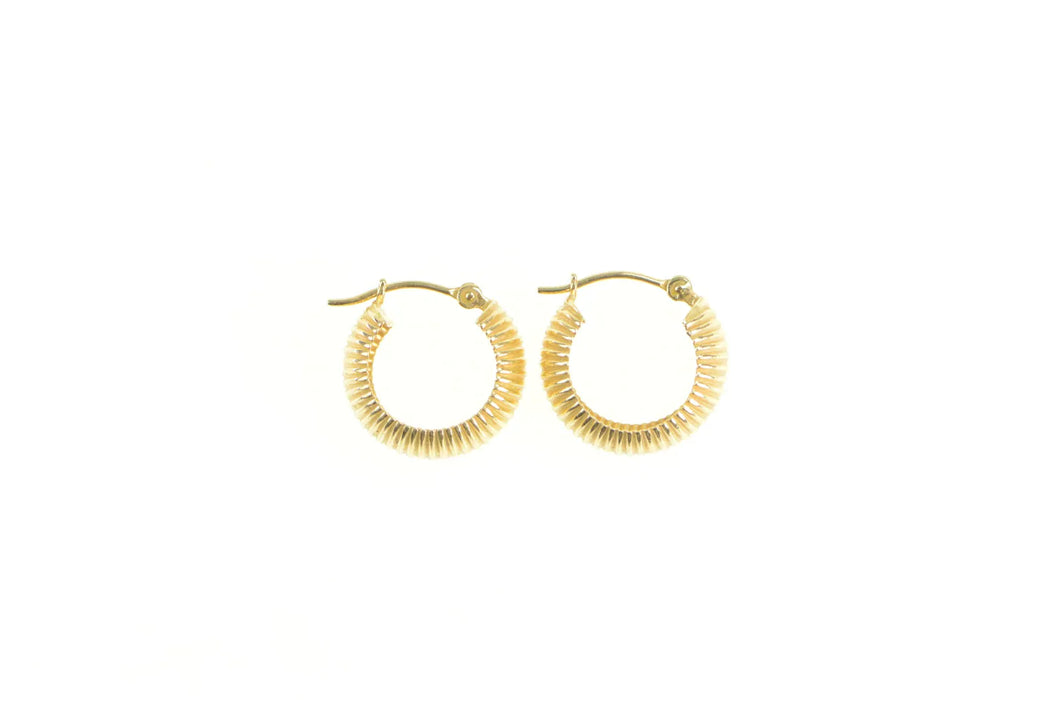 14K Retro Grooved 14.1mm Vintage Rounded Hoop Earrings Yellow Gold