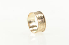 Load image into Gallery viewer, 10K 7.3mm 1940&#39;s Engraved Scroll Wedding Band Ring Yellow Gold