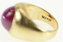 Load image into Gallery viewer, 14K Oval Syn. Star Ruby Cabochon Vintage Retro Ring Yellow Gold