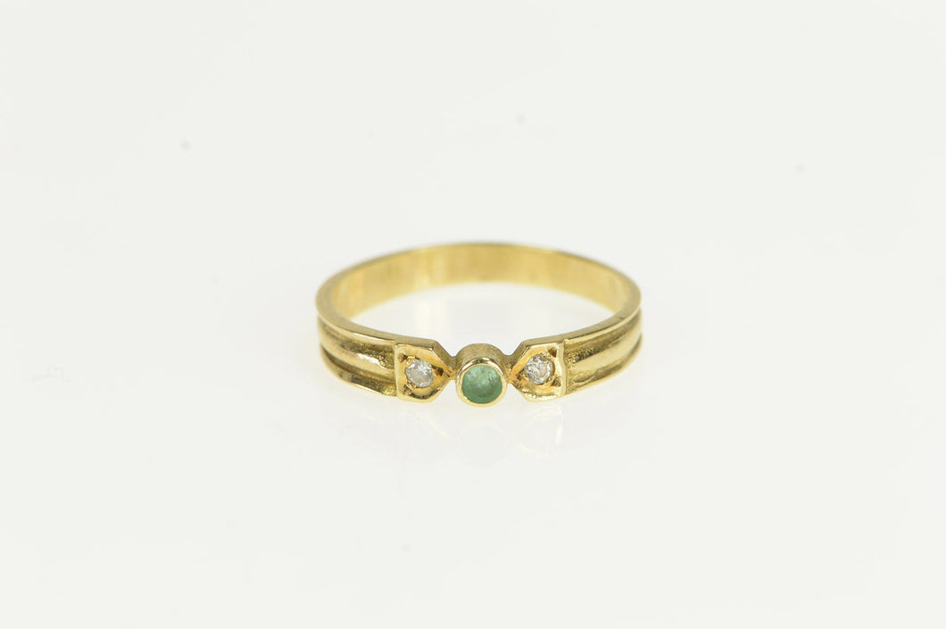 14K 1940's Emerald Diamond Accent Vintage Ring Yellow Gold