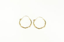 Load image into Gallery viewer, 14K 16.0mm Vintage Rope Twist Pattern Hoop Earrings Yellow Gold