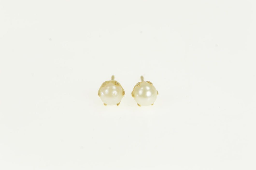 14K 5.2mm Pearl Classic Vintage Simple Stud Earrings Yellow Gold