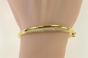 18K 1.00 Ctw Pave Diamond Grooved Bangle Bracelet 6.75" Yellow Gold