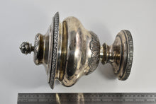 Load image into Gallery viewer, Sterling Silver Bailey &amp; Kitchen Ornate Leaf Lidded Bowl