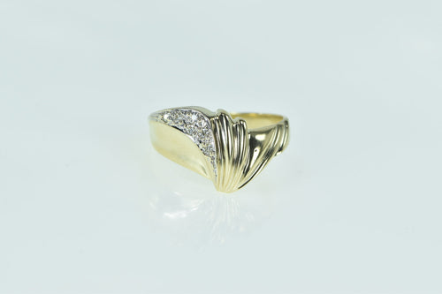 14K Vintage Diamond Encrusted Curved Band Ring Yellow Gold
