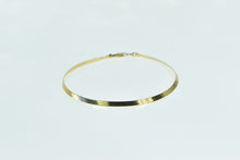 Load image into Gallery viewer, 14K 2.5mm Vintage Classic Herringbone Chain Bracelet 7&quot; Yellow Gold