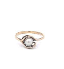 Load image into Gallery viewer, 10K 5.0mm Pearl Vintage Swirl Design Ring Yellow Gold